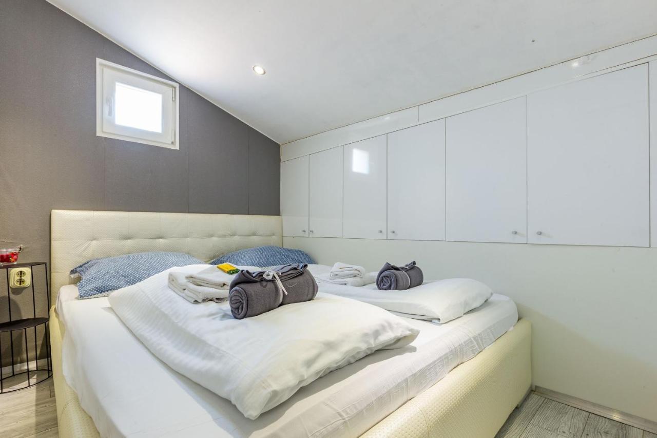 Alpha Loft 1Br Apartment In Center Zadar Eksteriør billede