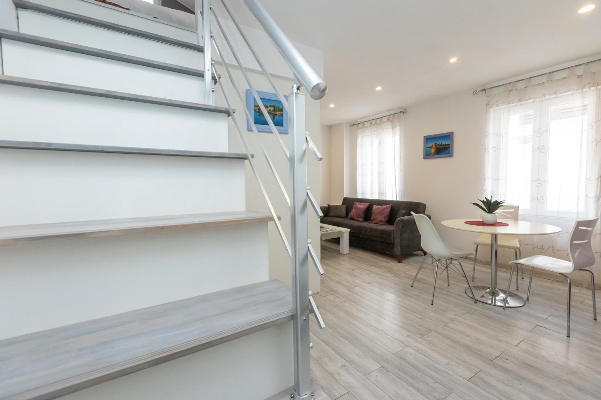 Alpha Loft 1Br Apartment In Center Zadar Eksteriør billede
