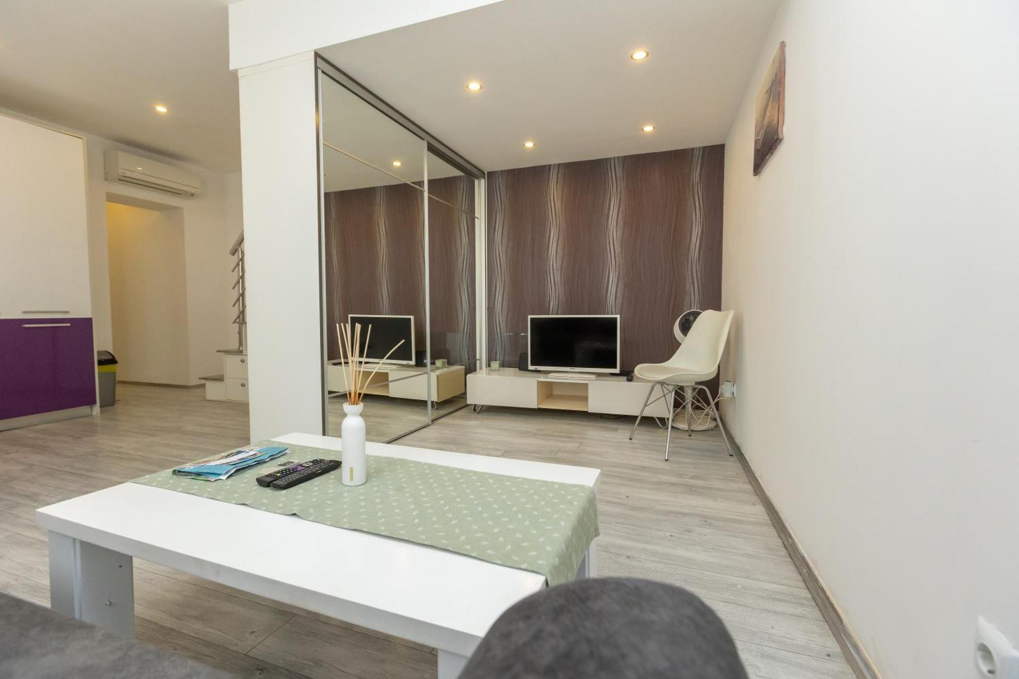 Alpha Loft 1Br Apartment In Center Zadar Eksteriør billede