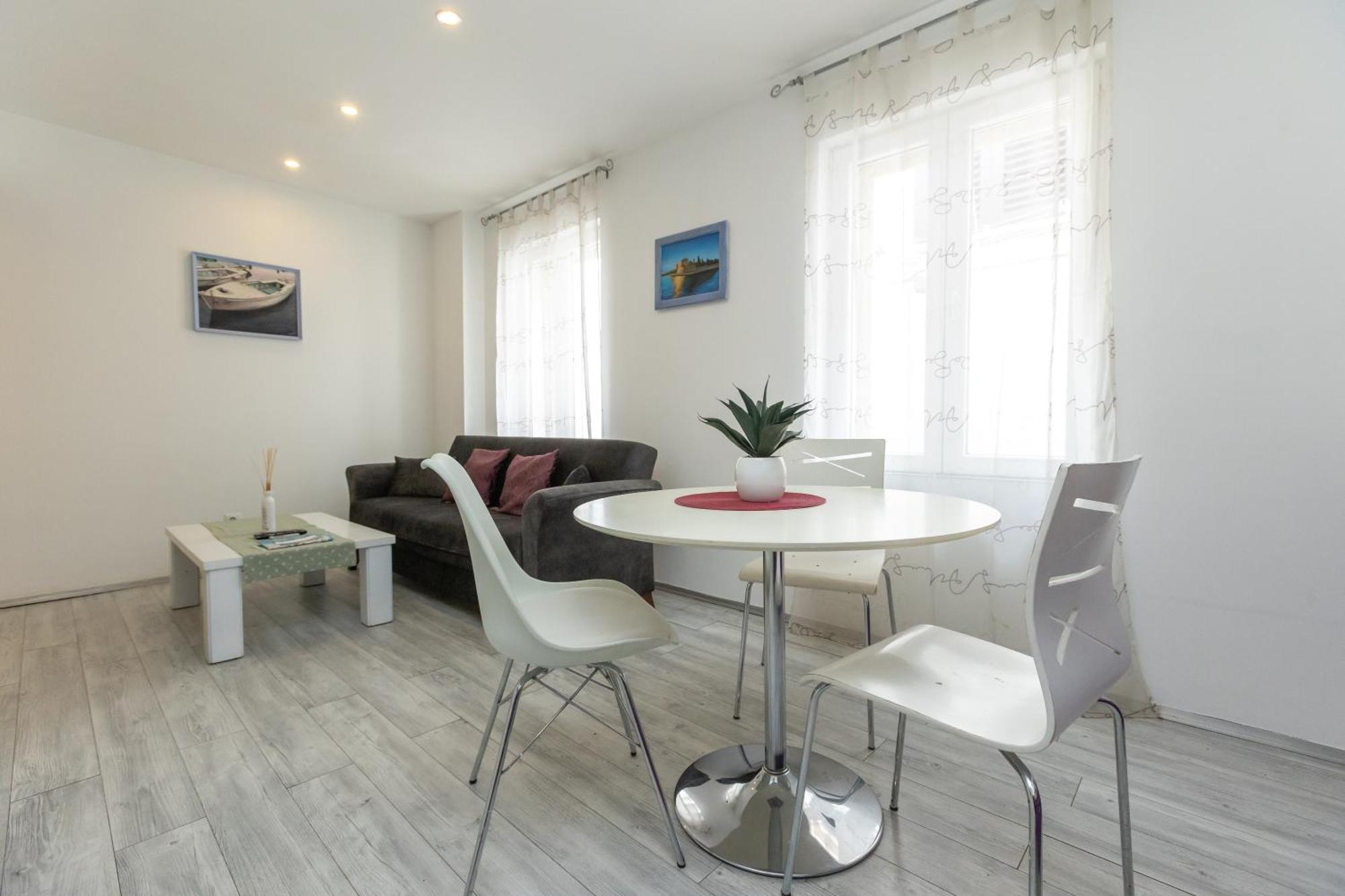 Alpha Loft 1Br Apartment In Center Zadar Eksteriør billede