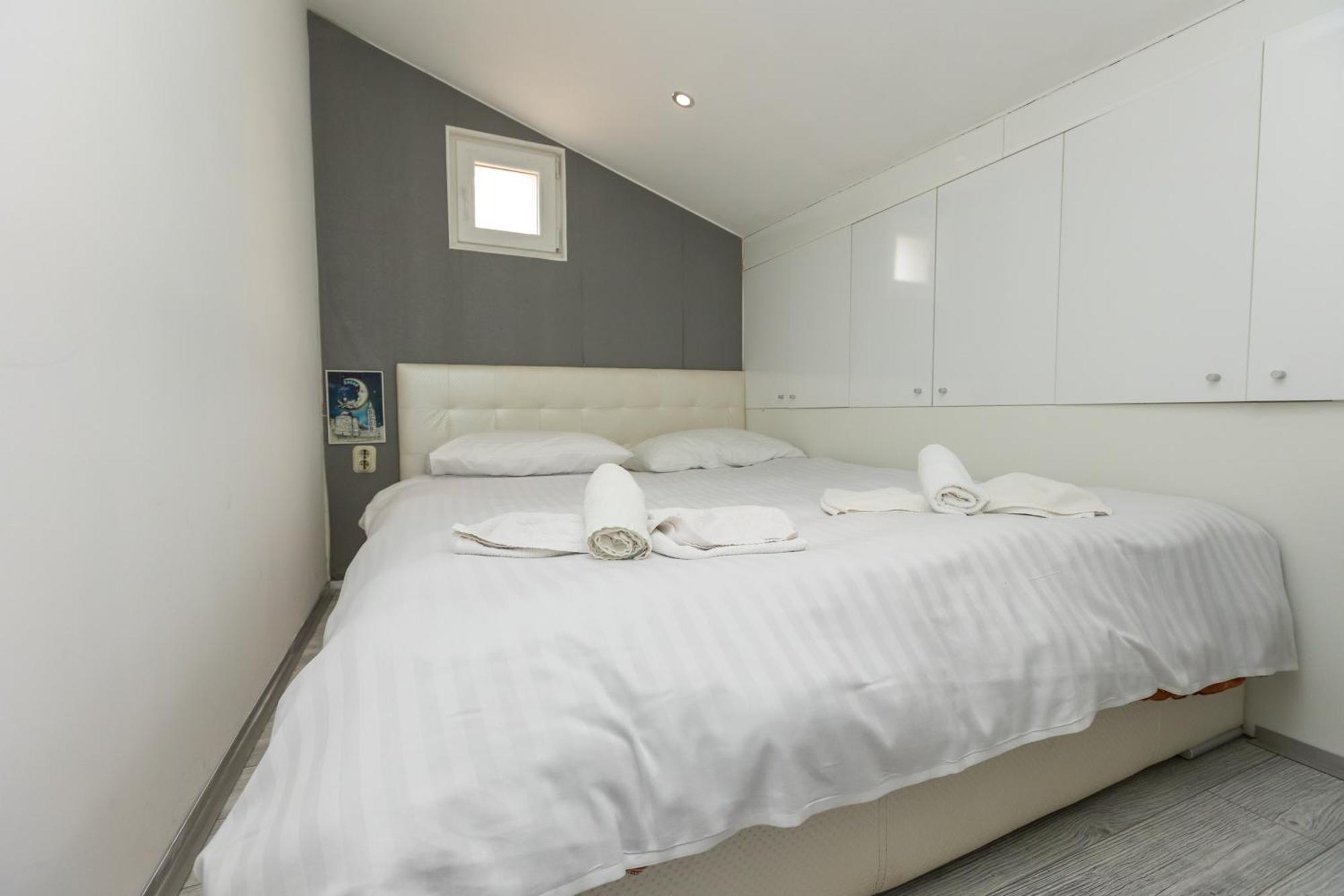 Alpha Loft 1Br Apartment In Center Zadar Eksteriør billede