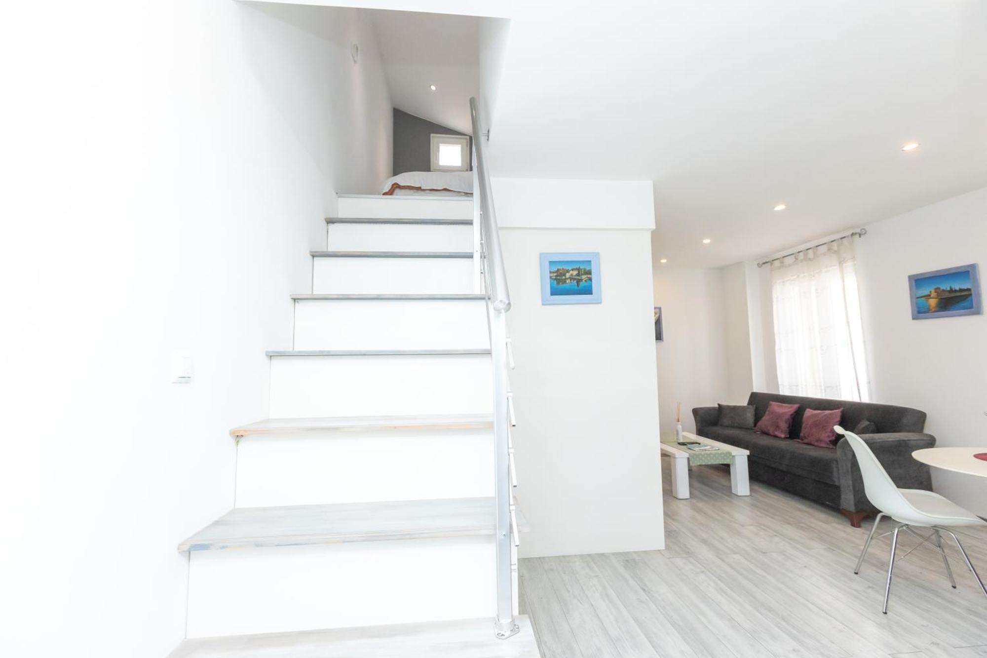 Alpha Loft 1Br Apartment In Center Zadar Eksteriør billede